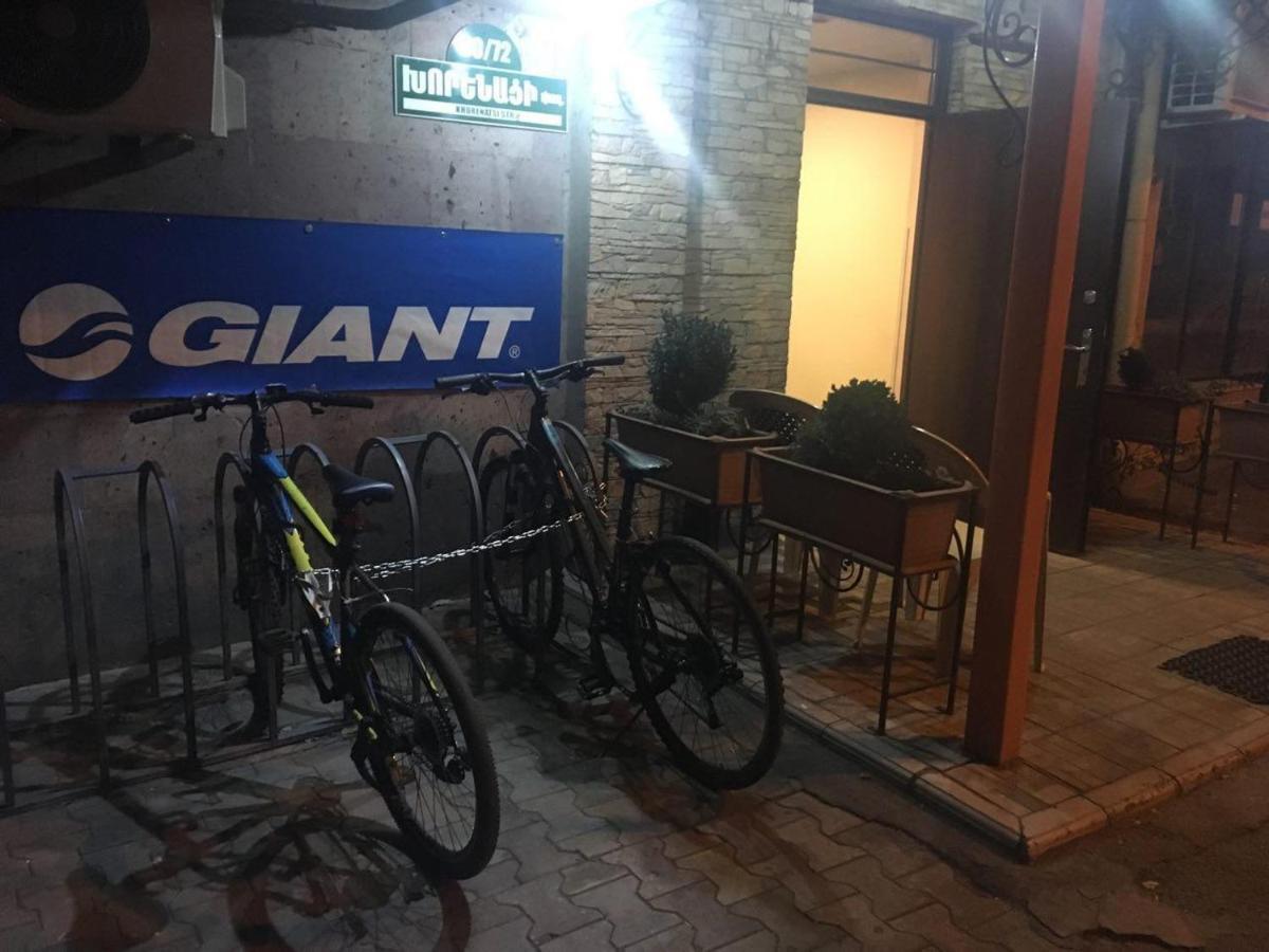 Hostel Vagary Yerevan Exterior foto